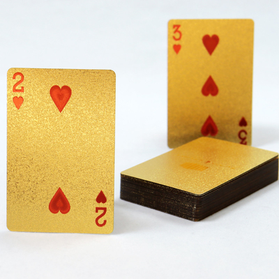 Beli Kartu Remi Plastik Desain Kustom Game 63*88mm Dengan Kotak Tuck 100% Tahan Air Emas Manufaktur online manufacture