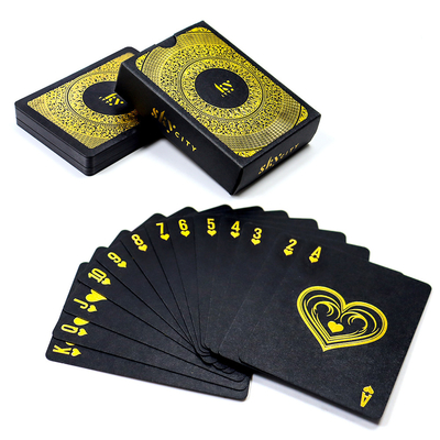 Beli 63*88mm Ukuran Normal Custom Printing Waterproof Poker Cards Black Gold Silver Foil Plated Plastic PVC Playing Card Dengan Kotak online manufacture